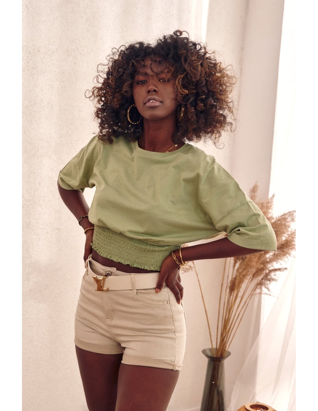 Short T-shirt with a wide cuff khaki MP14546 - Online store - Boutique